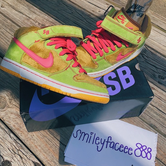 nike sb mama bear